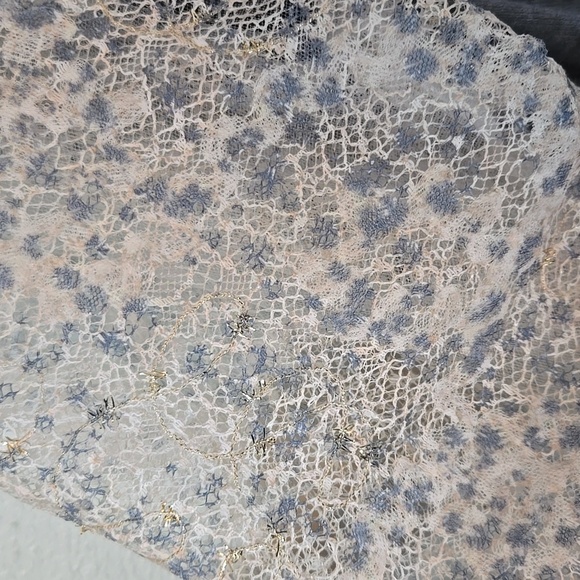 Siani Milano Ruffle V Neck Lace Sleeve Top Size Large - Picture 5 of 7